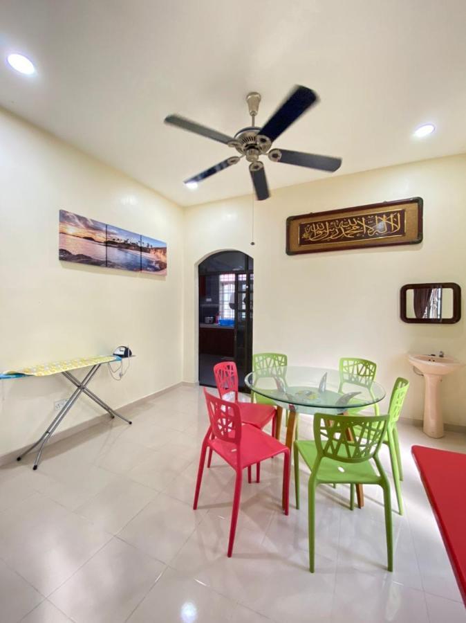 Family Homestay Kuala Terengganu Kültér fotó