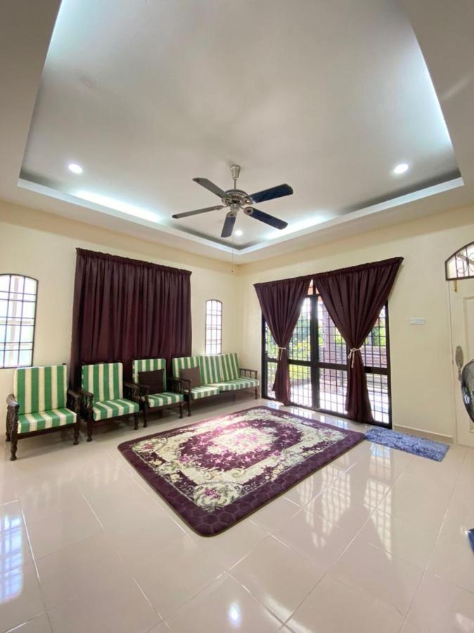 Family Homestay Kuala Terengganu Kültér fotó