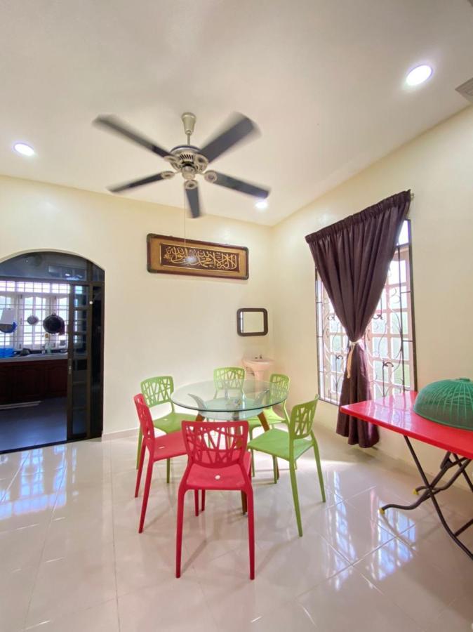 Family Homestay Kuala Terengganu Kültér fotó