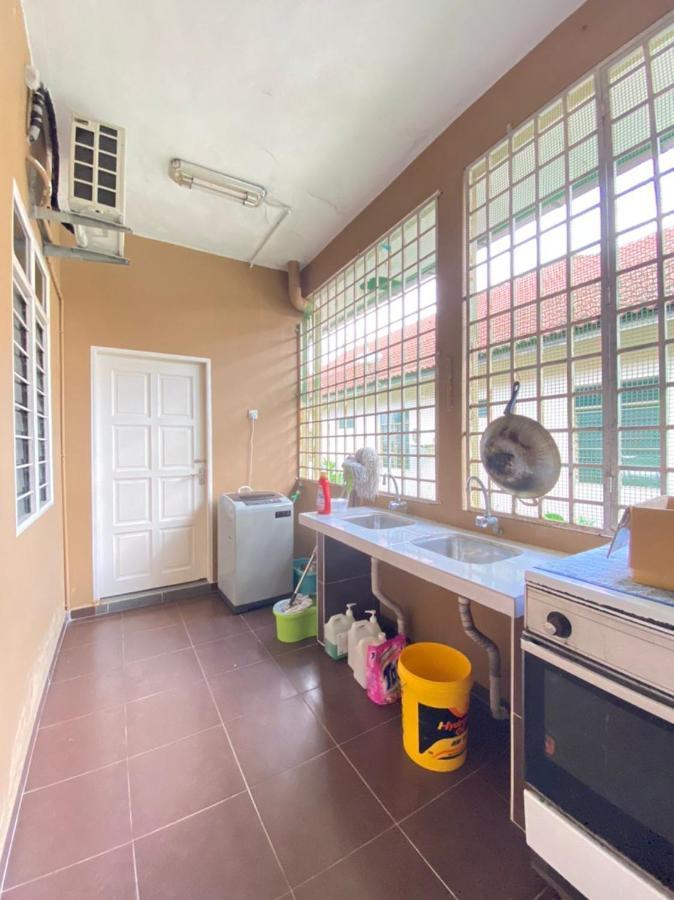 Family Homestay Kuala Terengganu Kültér fotó