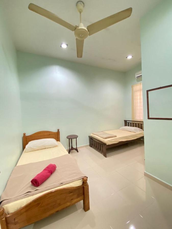 Family Homestay Kuala Terengganu Kültér fotó