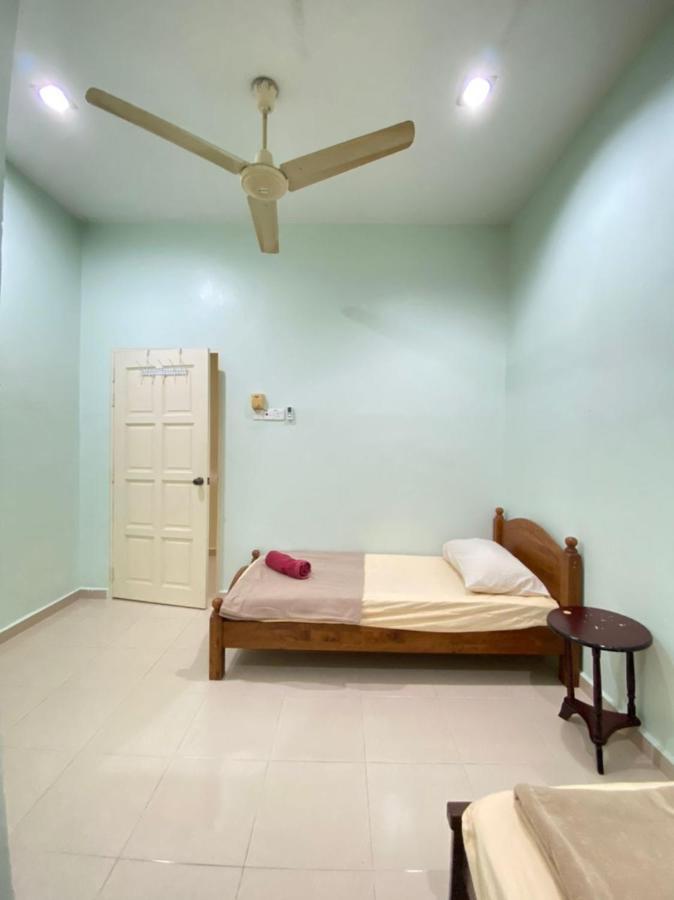 Family Homestay Kuala Terengganu Kültér fotó