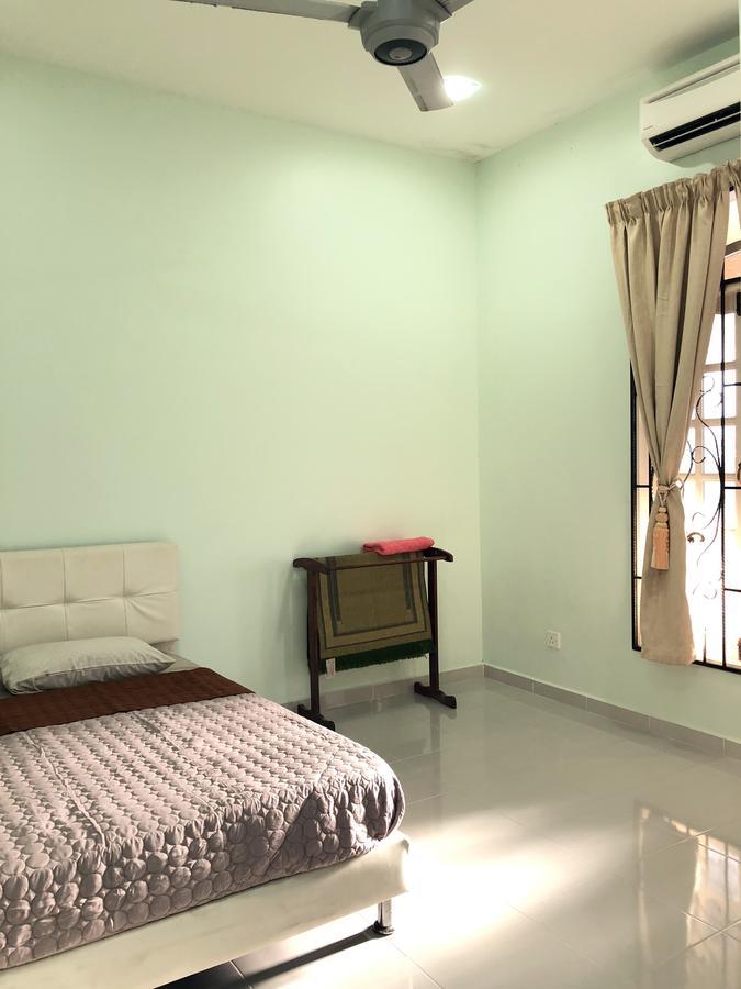Family Homestay Kuala Terengganu Kültér fotó